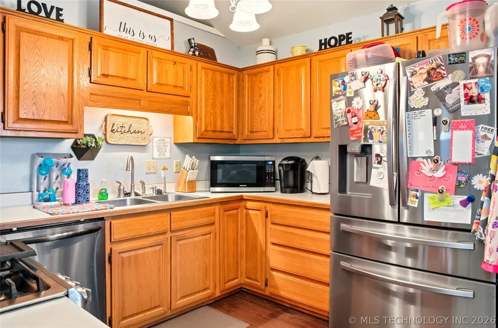 1627 S Locust Avenue Westville, OK 74965