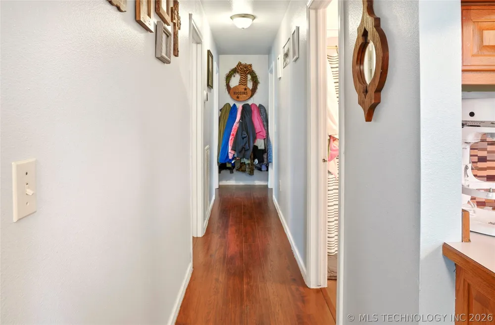 1627 S Locust Avenue Westville, OK 74965