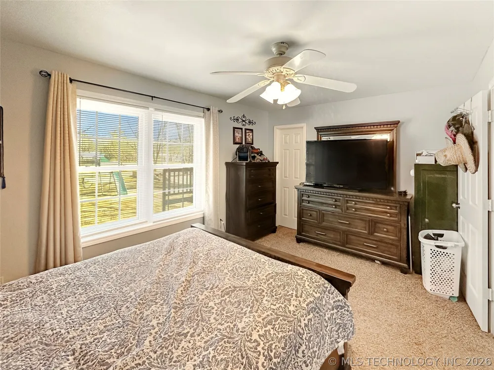1627 S Locust Avenue Westville, OK 74965