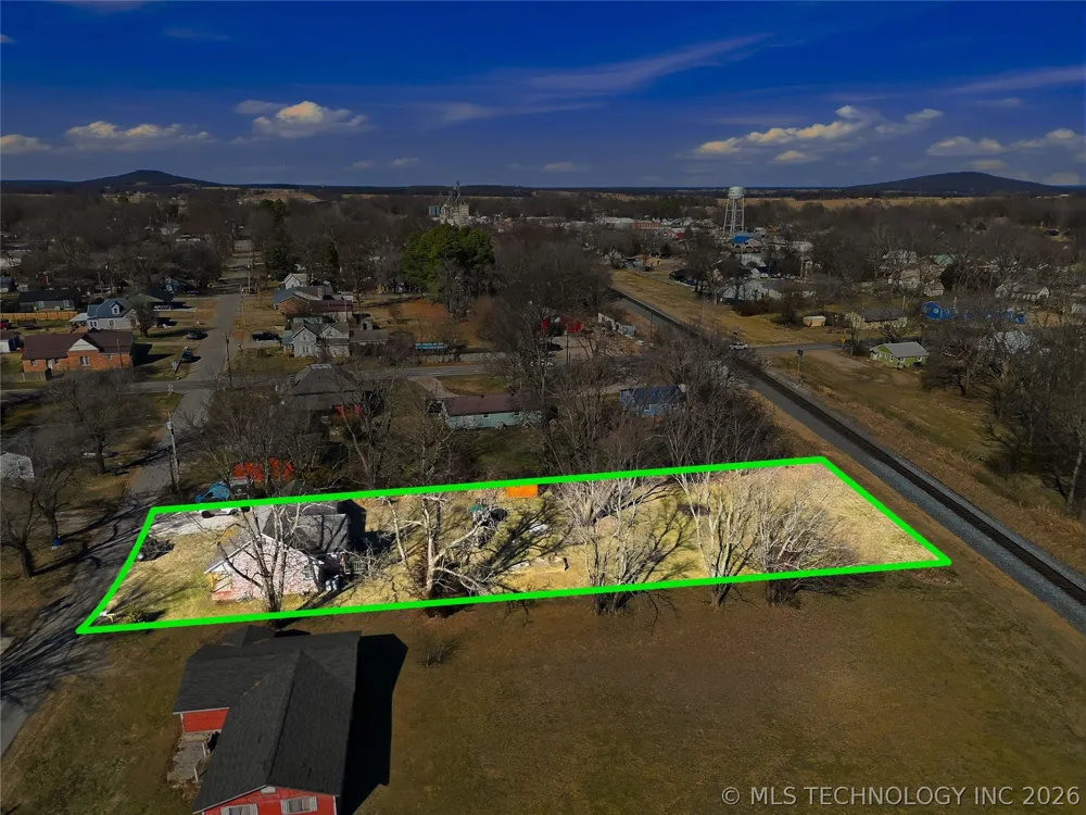 1627 S Locust Avenue Westville, OK 74965