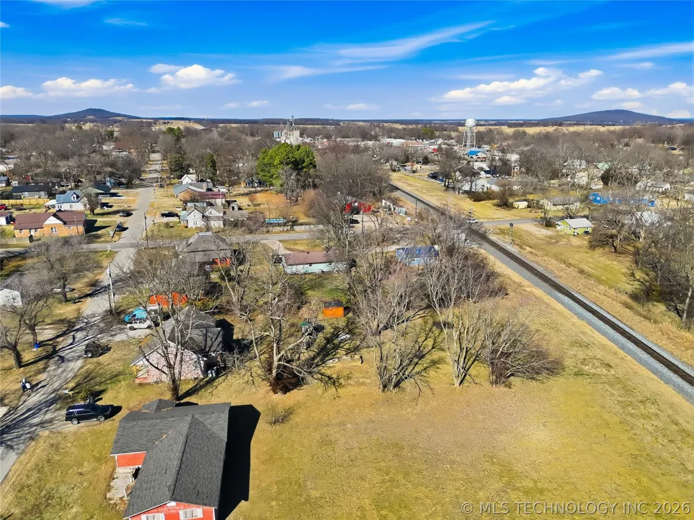 1627 S Locust Avenue Westville, OK 74965
