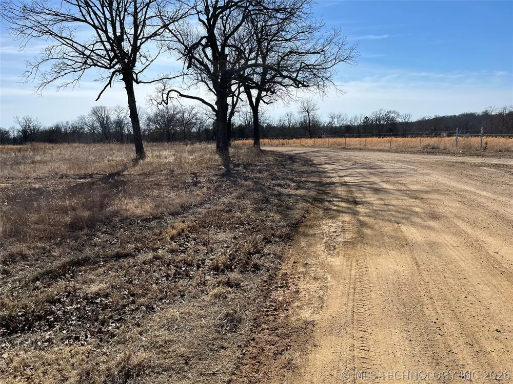 9226 County Road 3647 Francis, OK 74825