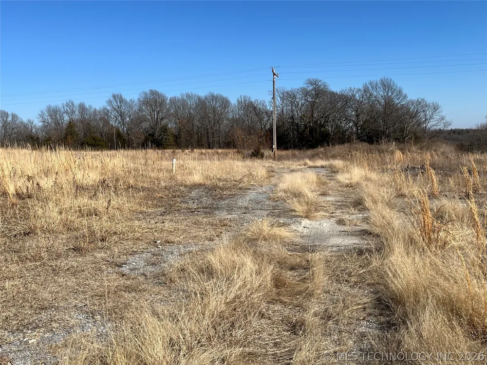 9226 County Road 3647 Francis, OK 74825