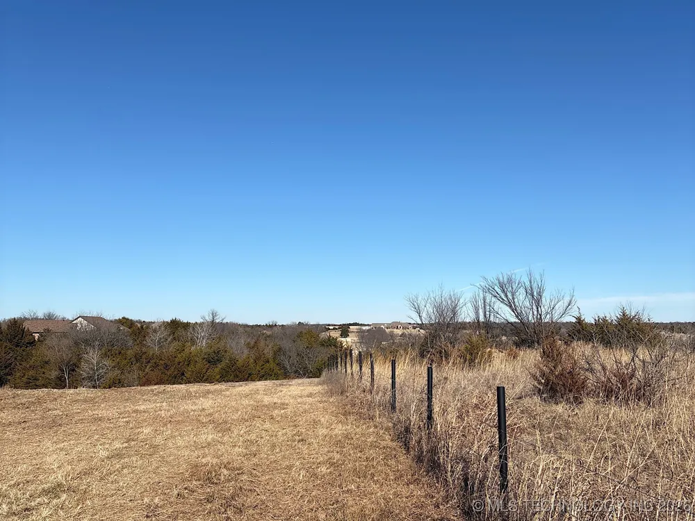 E Country Club Drive Cushing, OK 74023