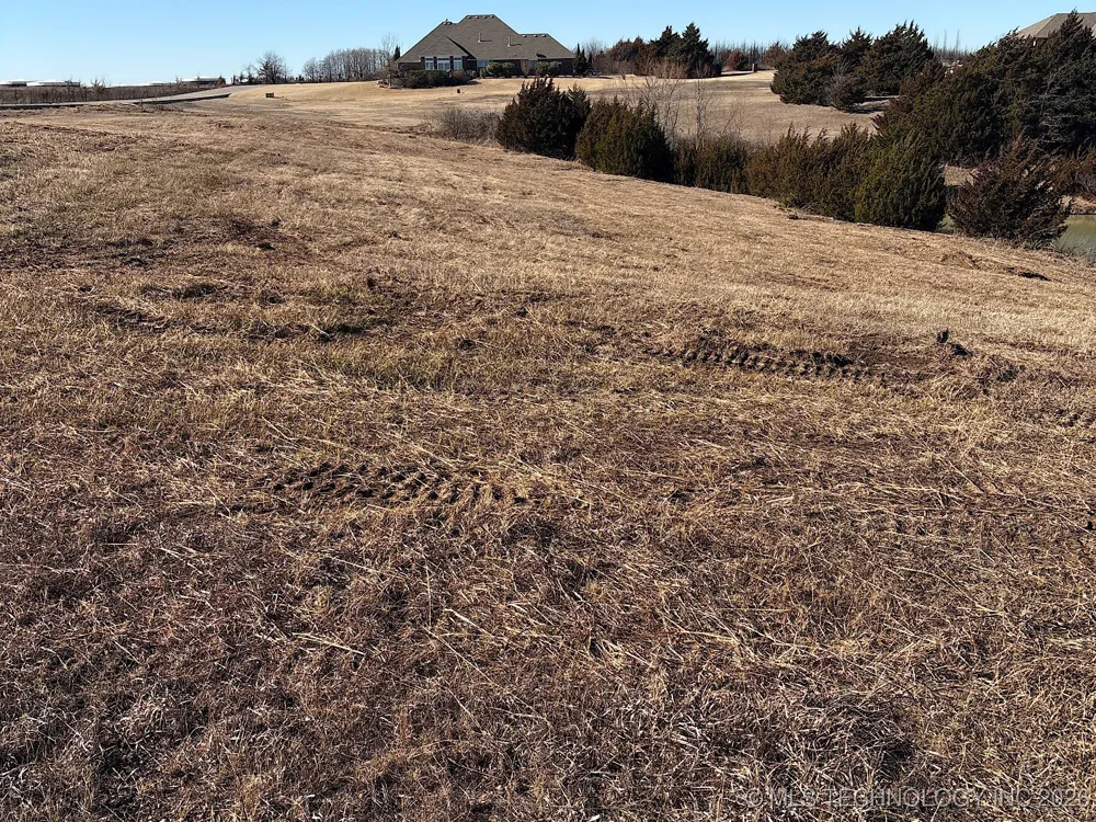 E Country Club Drive Cushing, OK 74023