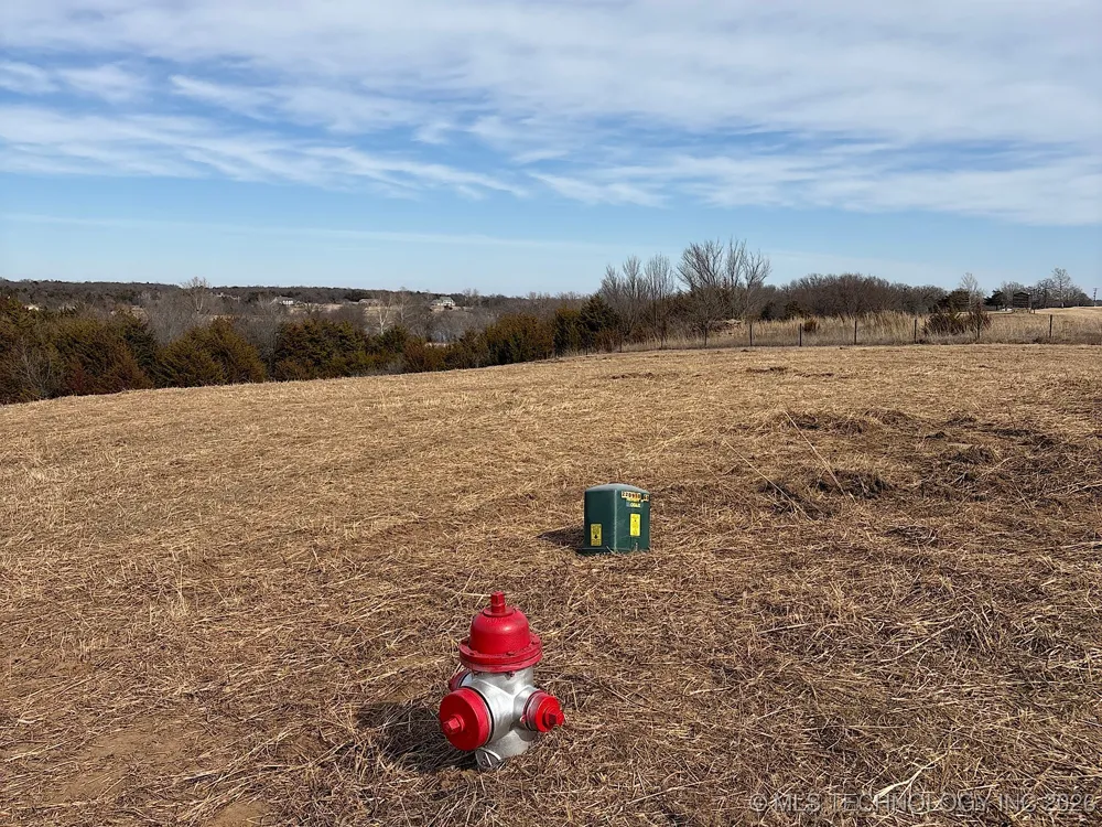 E Country Club Drive Cushing, OK 74023