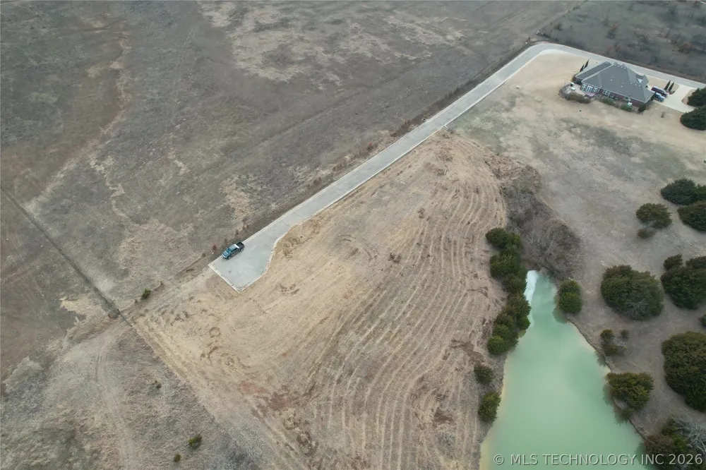 E Country Club Drive Cushing, OK 74023