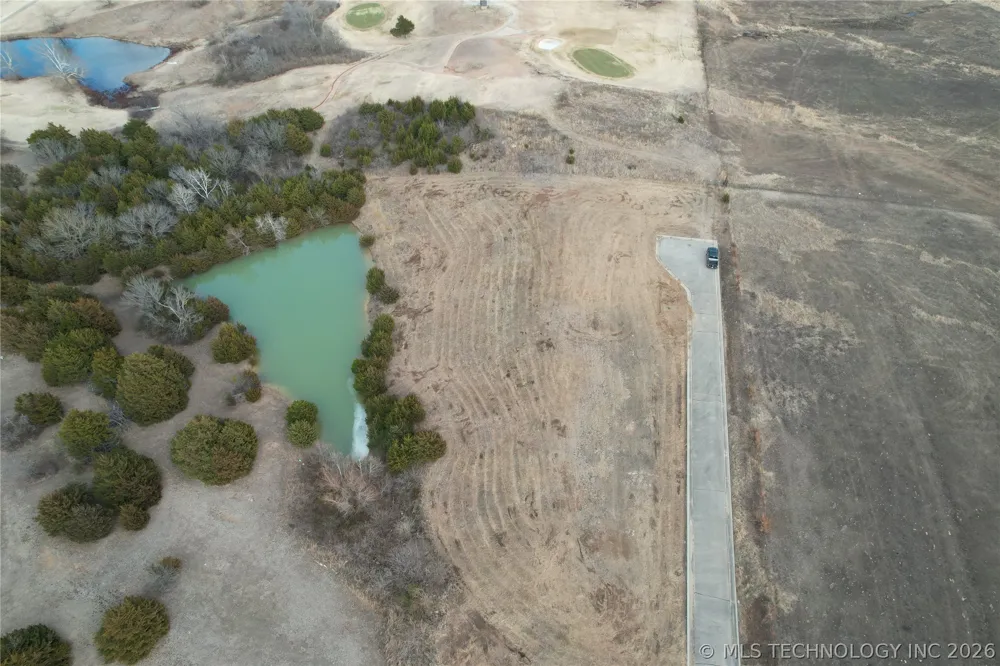 E Country Club Drive Cushing, OK 74023