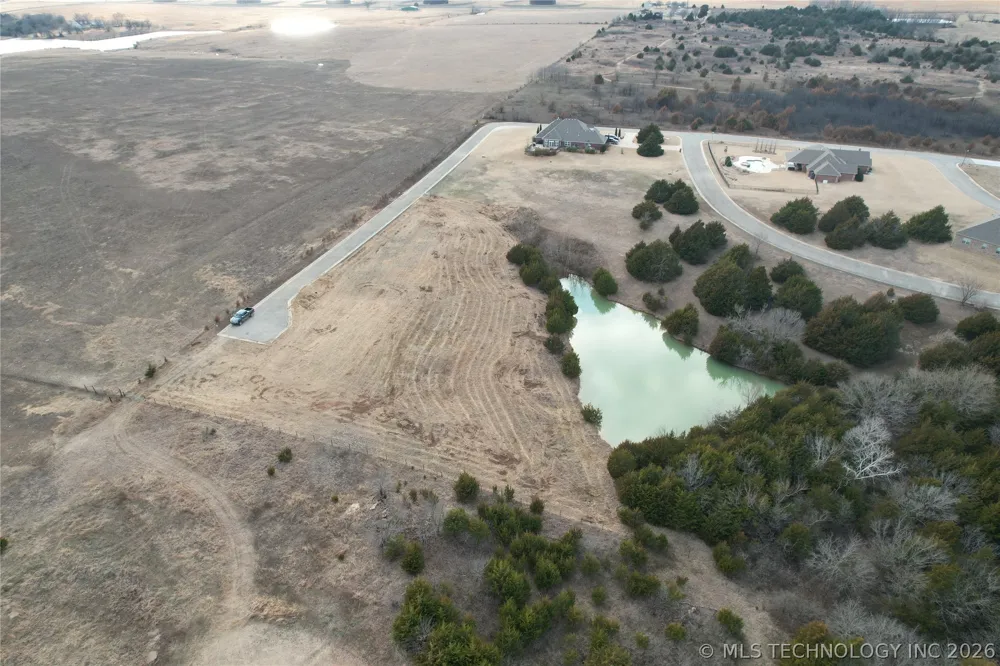 E Country Club Drive Cushing, OK 74023
