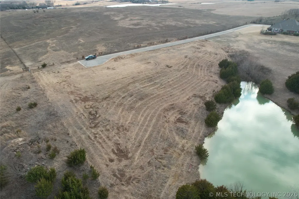E Country Club Drive Cushing, OK 74023