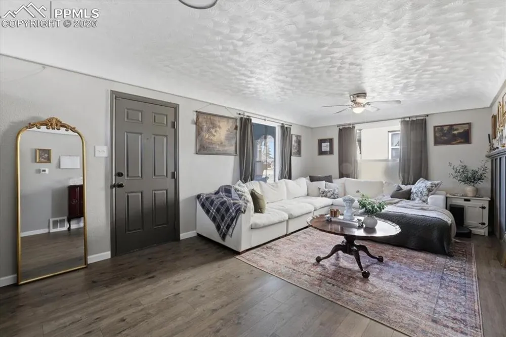 2214 E Orman Avenue Pueblo, CO 81004