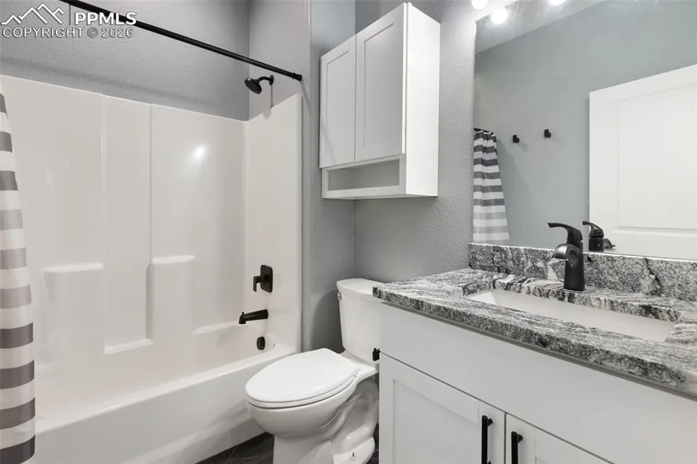 113 W Alexis Drive Pueblo West, CO 81007