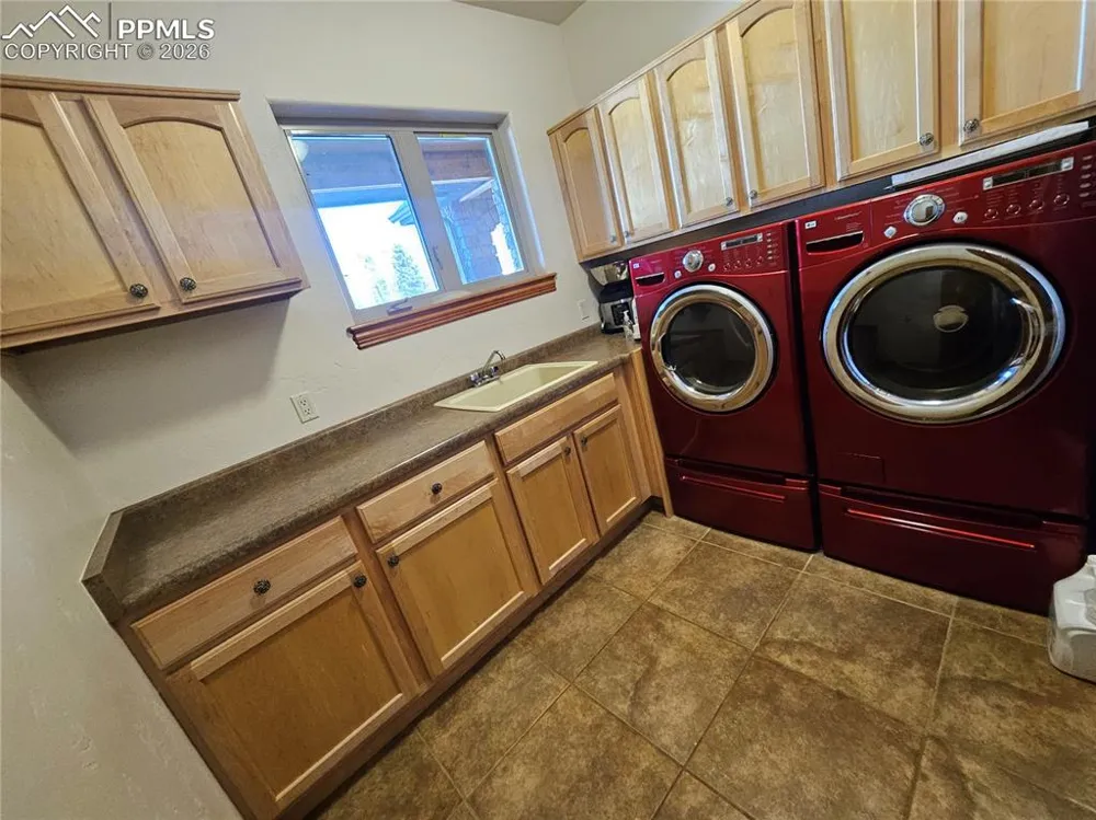 1471 County Road 51 Divide, CO 80814