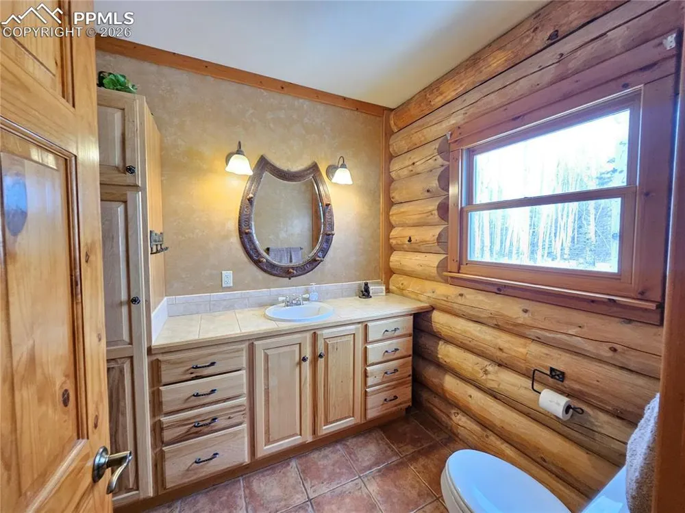 1471 County Road 51 Divide, CO 80814
