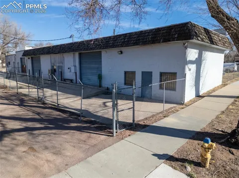 114 W Fountain Boulevard