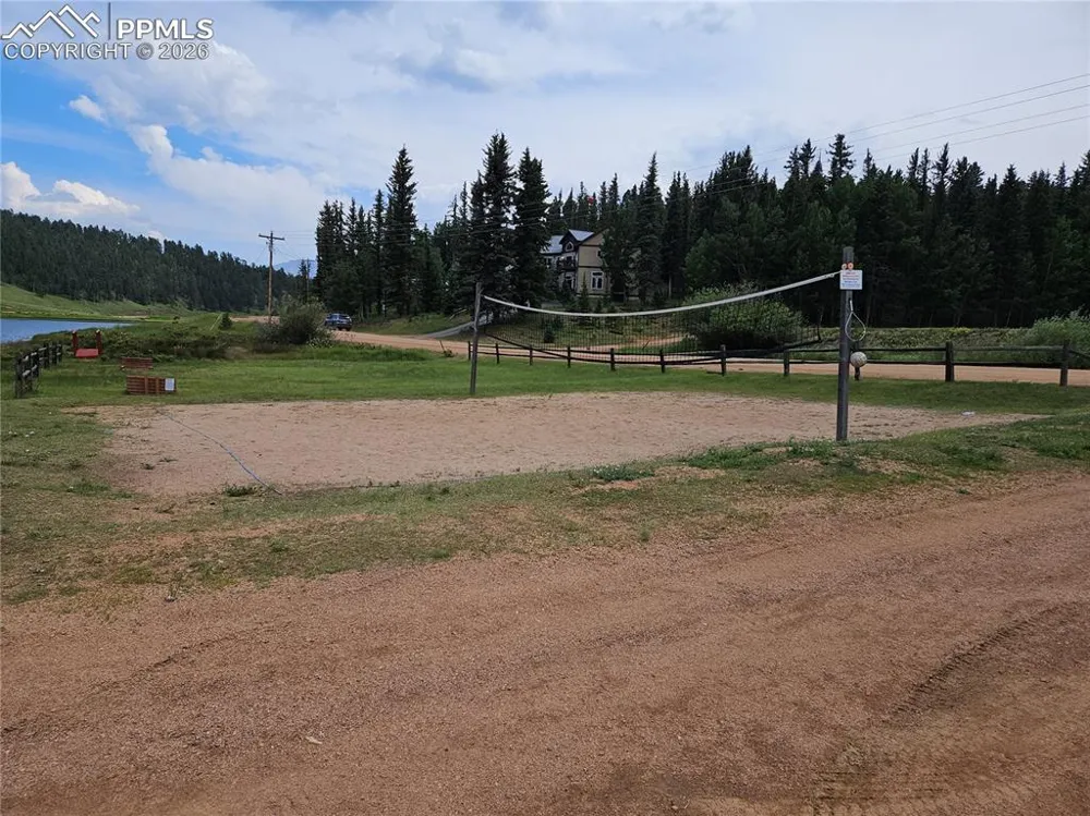 702 Lake Drive Divide, CO 80814
