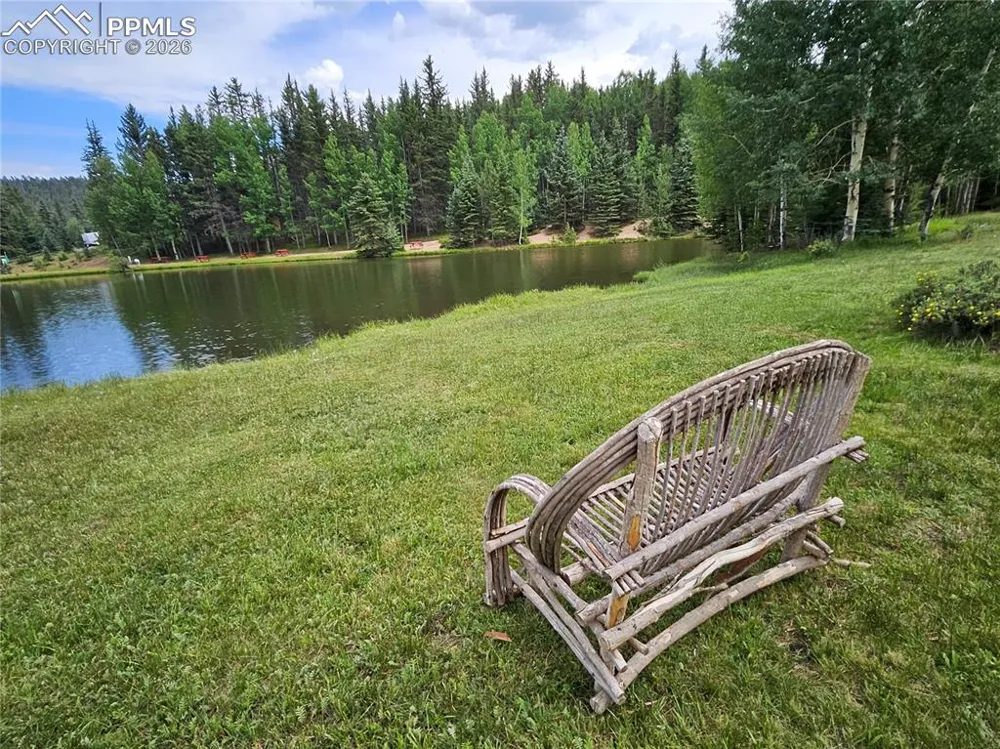 702 Lake Drive Divide, CO 80814