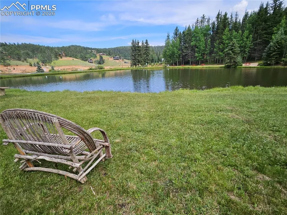 702 Lake Drive Divide, CO 80814