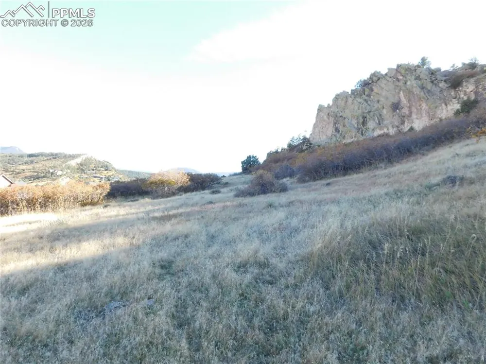 5498 Country Club Drive Larkspur, CO 80118