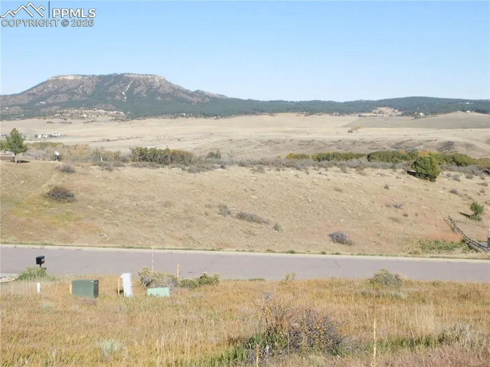 5498 Country Club Drive Larkspur, CO 80118