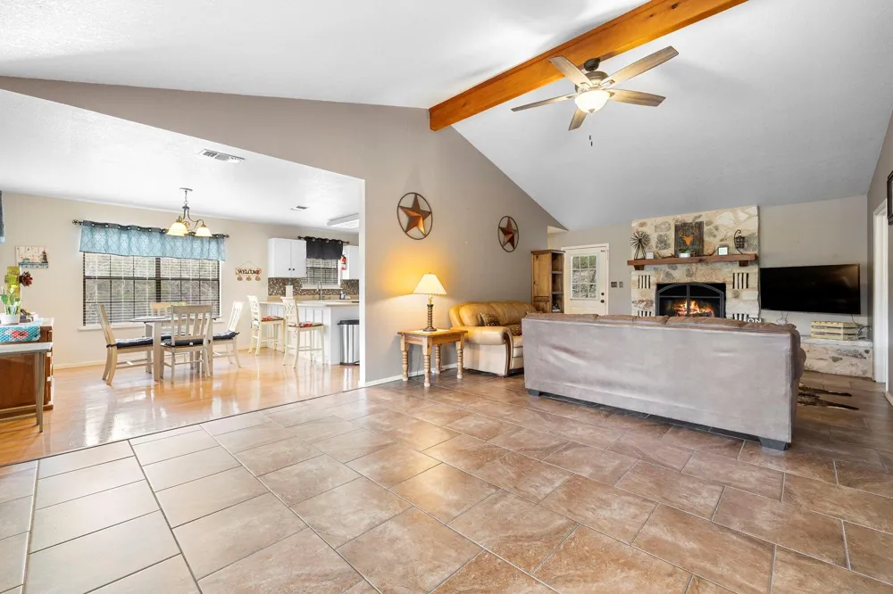 117 Cedar Ridge Road Concan, TX 78801