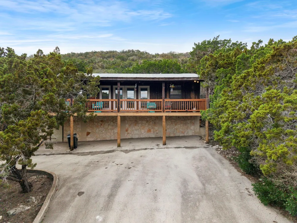 117 Cedar Ridge Road Concan, TX 78801