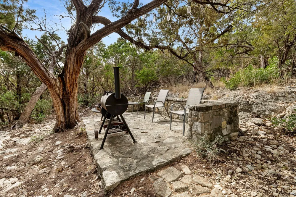 117 Cedar Ridge Road Concan, TX 78801