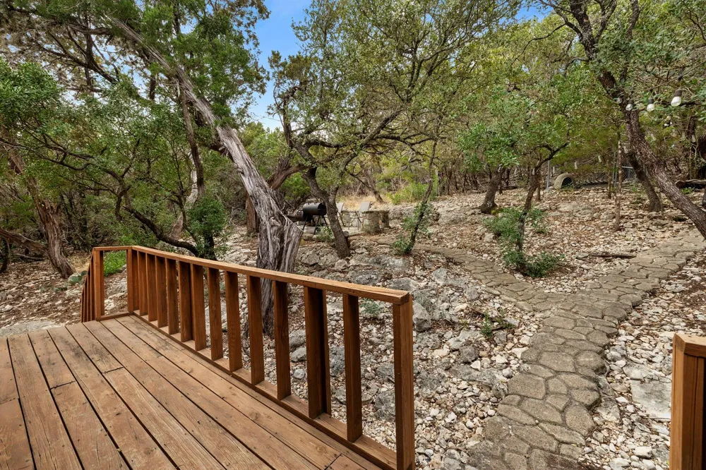 117 Cedar Ridge Road Concan, TX 78801