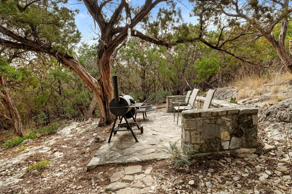 117 Cedar Ridge Road Concan, TX 78801
