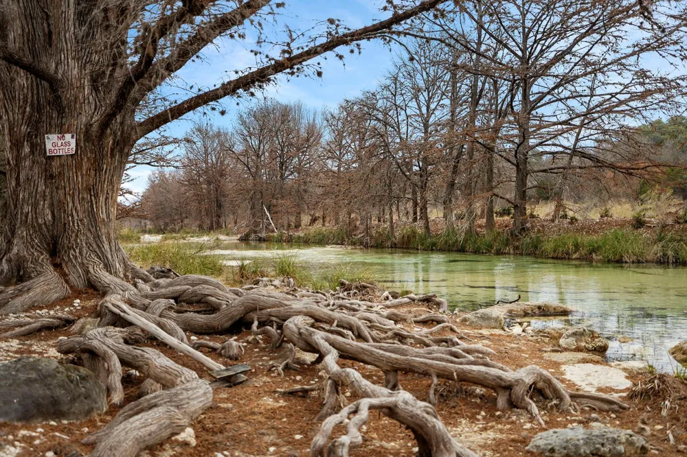117 Cedar Ridge Road Concan, TX 78801