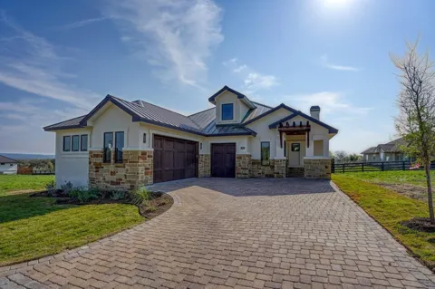 1824 Art Adams Way