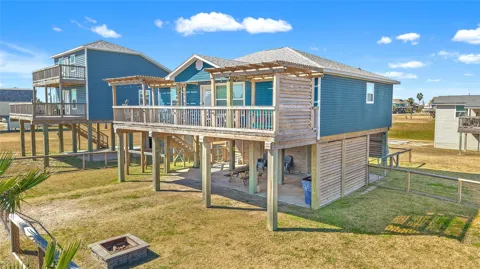 1206 Surf Drive