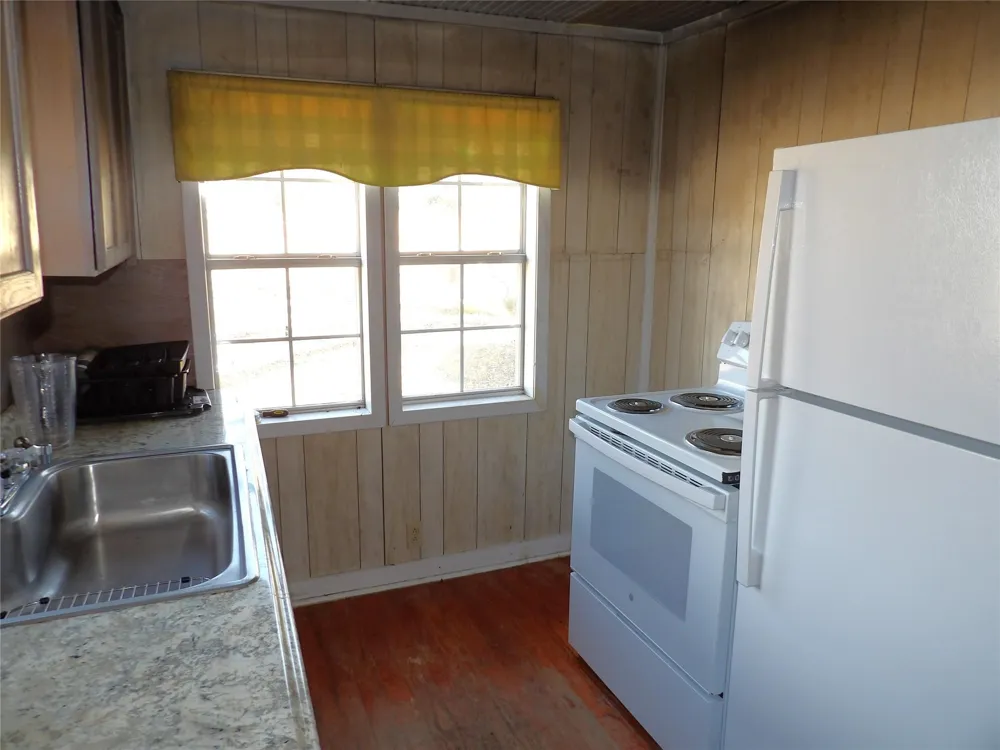 8701 E State Highway 7 Crockett, TX 75835
