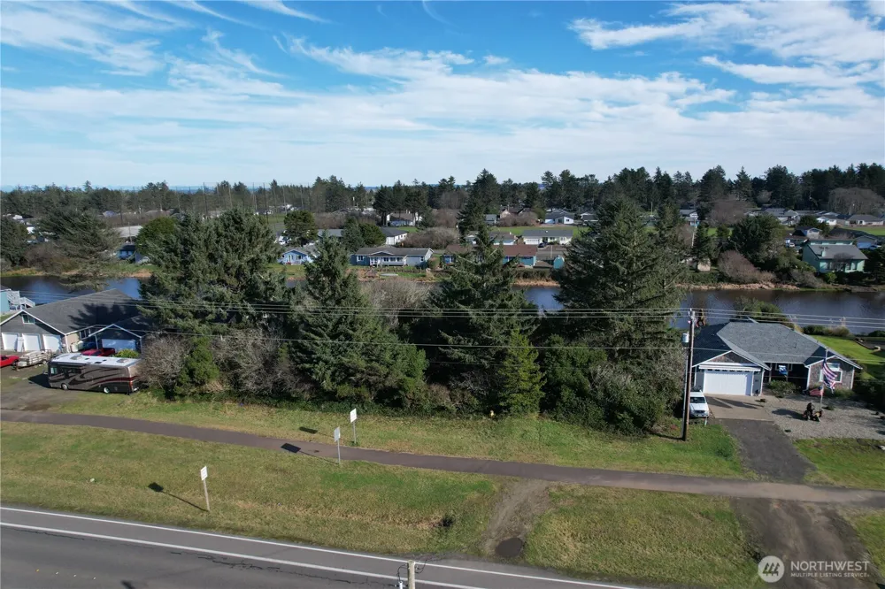 466 Point Brown Avenue NE Ocean Shores, WA 98569