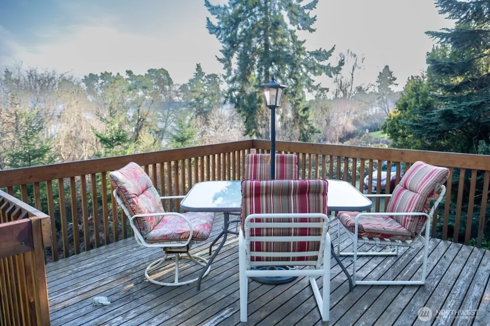 24310 47th Avenue SW Vashon, WA 98070