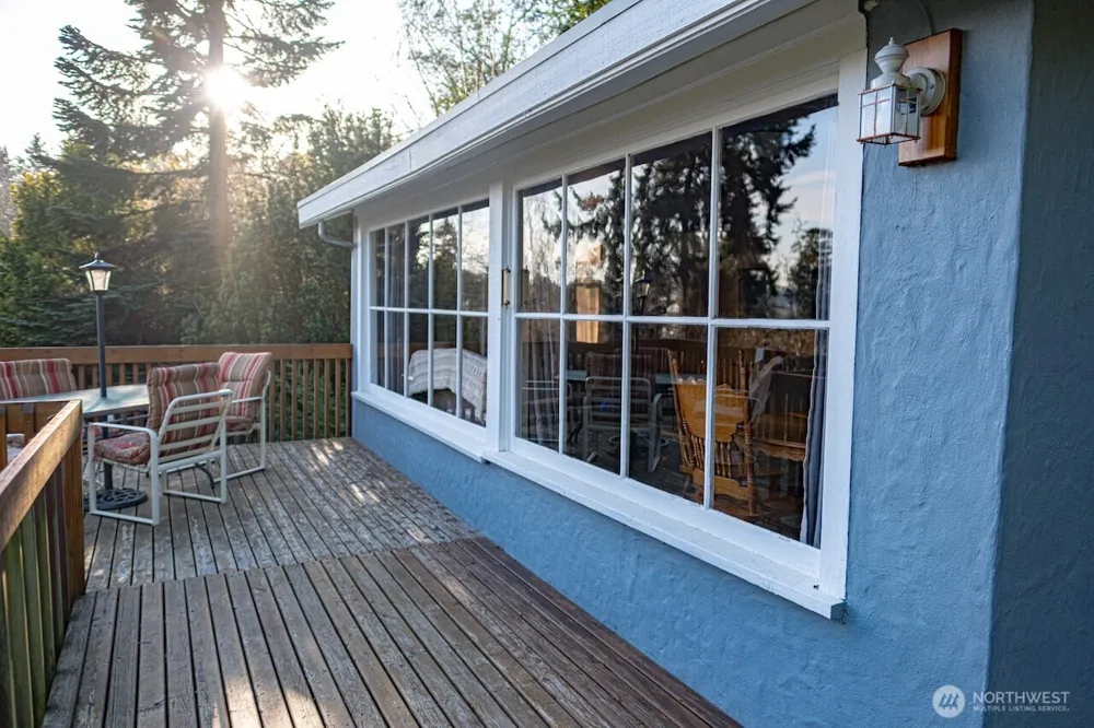 24310 47th Avenue SW Vashon, WA 98070