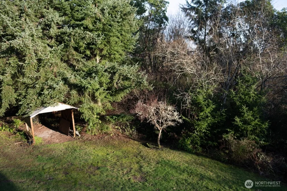 24310 47th Avenue SW Vashon, WA 98070