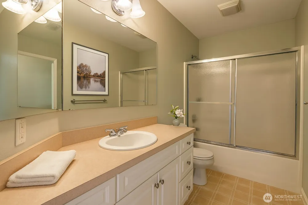 600 Sunrise Drive Lynden, WA 98264