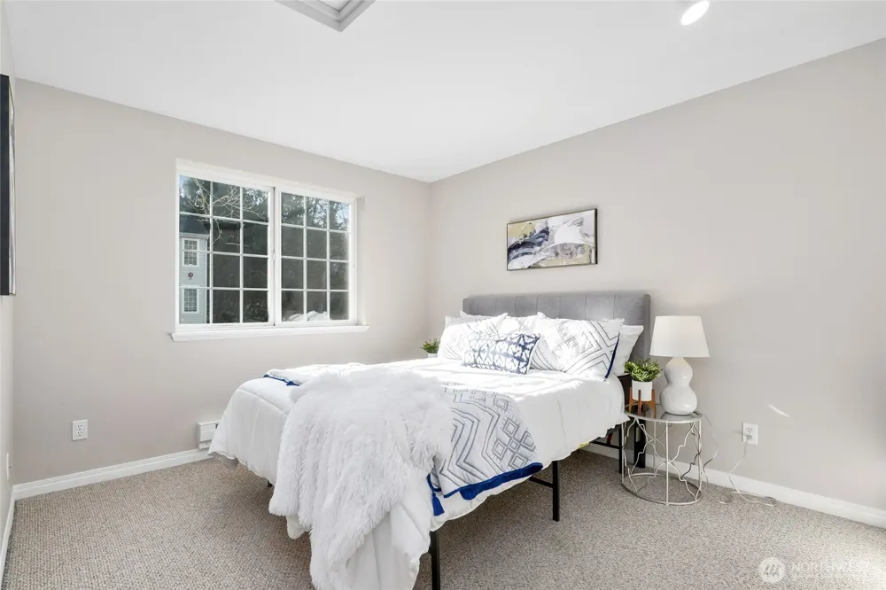1628 118th Avenue SE #F316 Bellevue, WA 98005