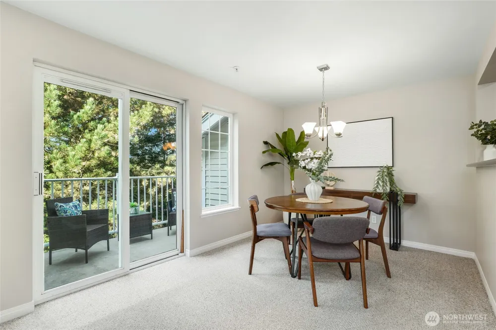 1628 118th Avenue SE #F316 Bellevue, WA 98005