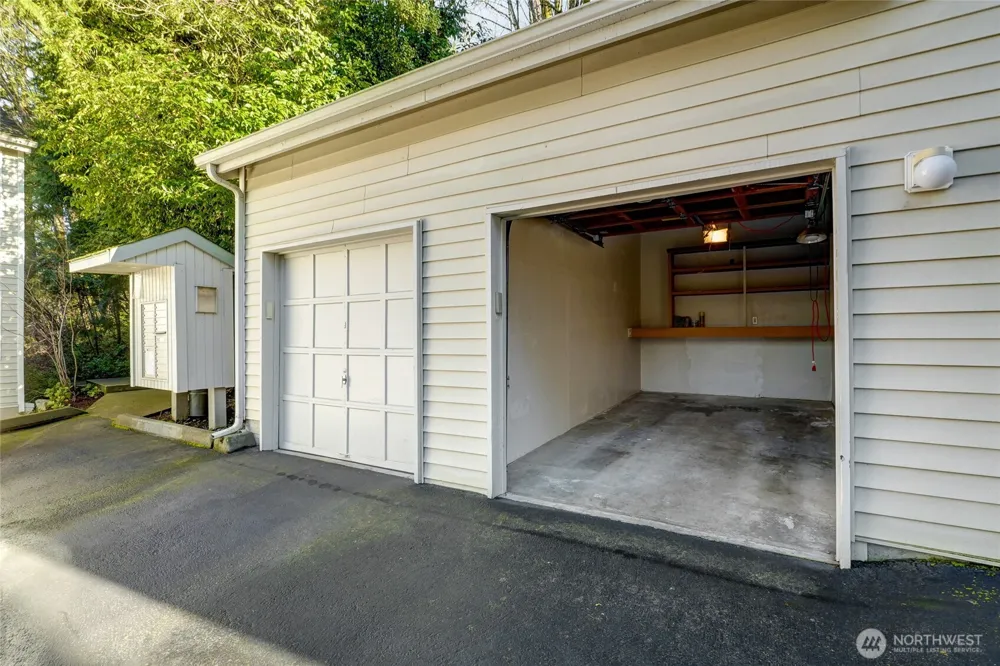 1628 118th Avenue SE #F316 Bellevue, WA 98005
