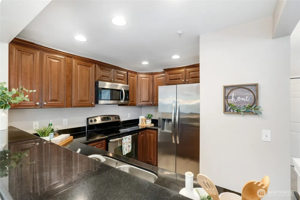 1628 118th Avenue SE #F316 Bellevue, WA 98005