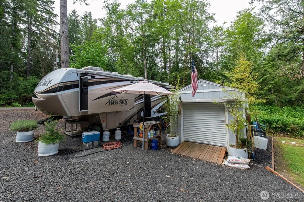 151 E Hillside Drive Belfair, WA 98528