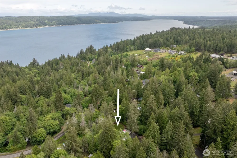 151 E Hillside Drive Belfair, WA 98528