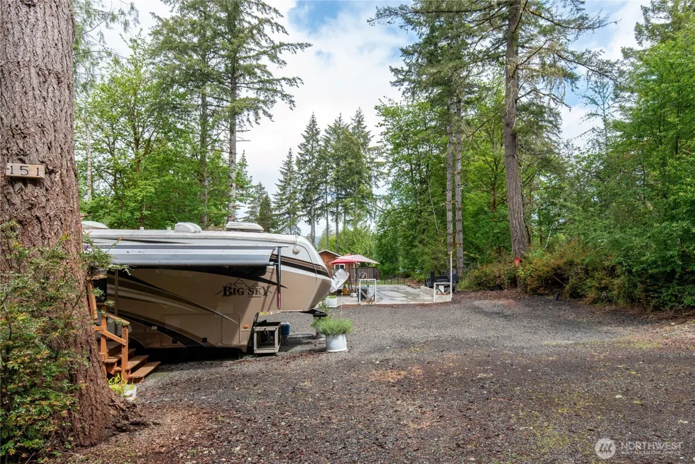 151 E Hillside Drive Belfair, WA 98528