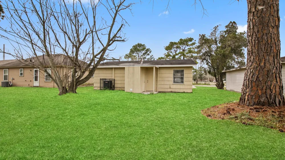 612 Marshall Road Angleton, TX 77515