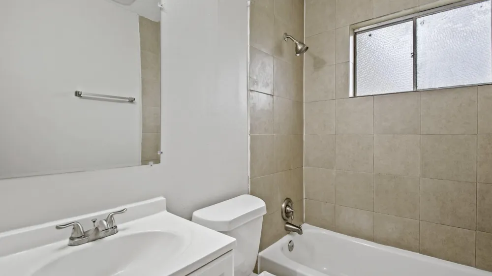 612 Marshall Road Angleton, TX 77515