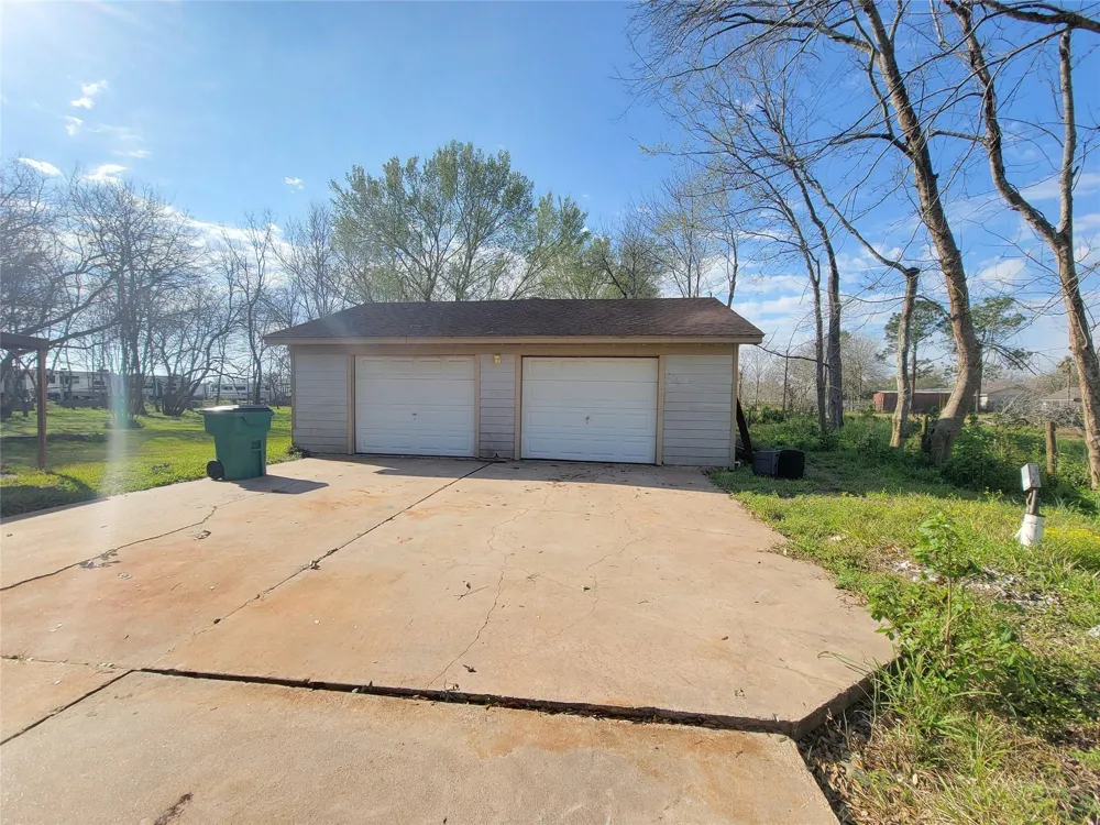 8022 Bailey Road Pearland, TX 77584