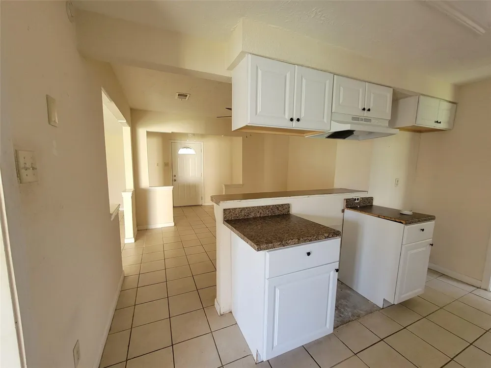 8022 Bailey Road Pearland, TX 77584