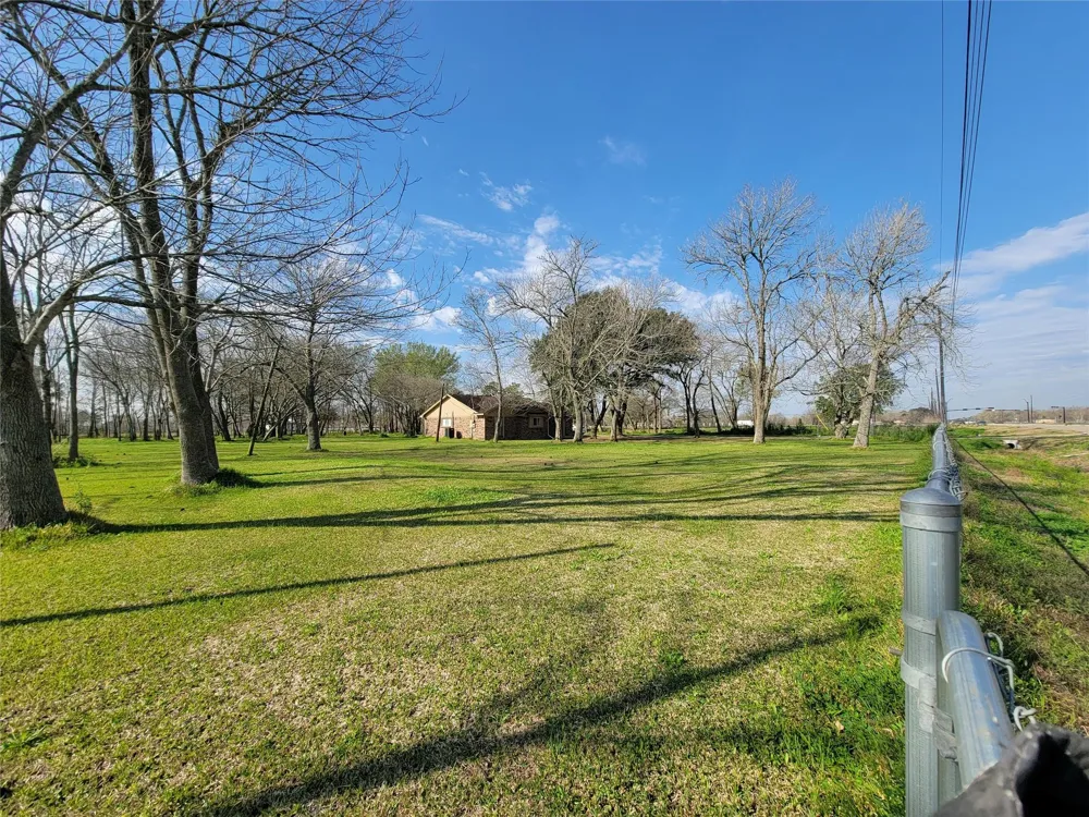 8022 Bailey Road Pearland, TX 77584